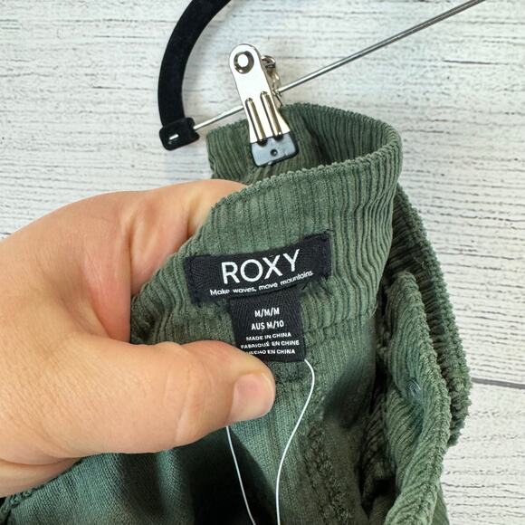 Roxy Women's Amazing Break Green Corduroy Mini Skirt Size Medium - Picture 6 of 7